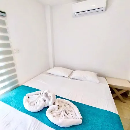 Chrystal Rocks Appartement *